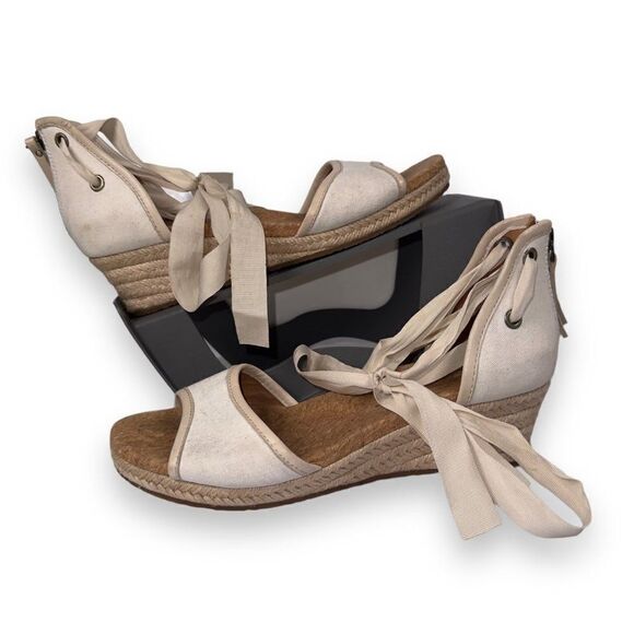 UGG Australia Amell Open Toe Canvas Lace-up Wedge Cream 1014955 Women's 7 - Picture 1 of 10